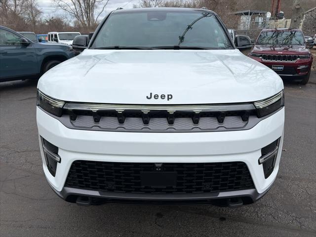 2026 Wagoneer Grand Wagoneer GRAND WAGONEER UPLAND 4X4