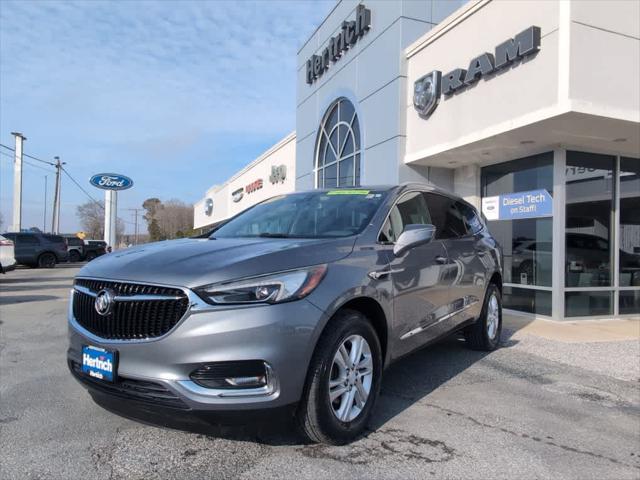 2018 Buick Enclave Essence 2018 Buick Enclave Essence