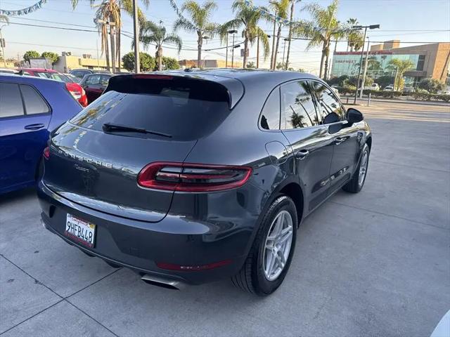 2018 Porsche Macan Macan