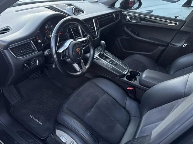2018 Porsche Macan Macan