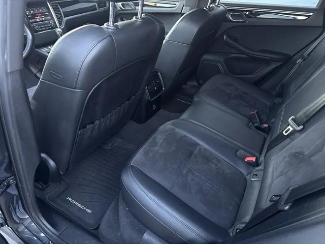 2018 Porsche Macan Macan