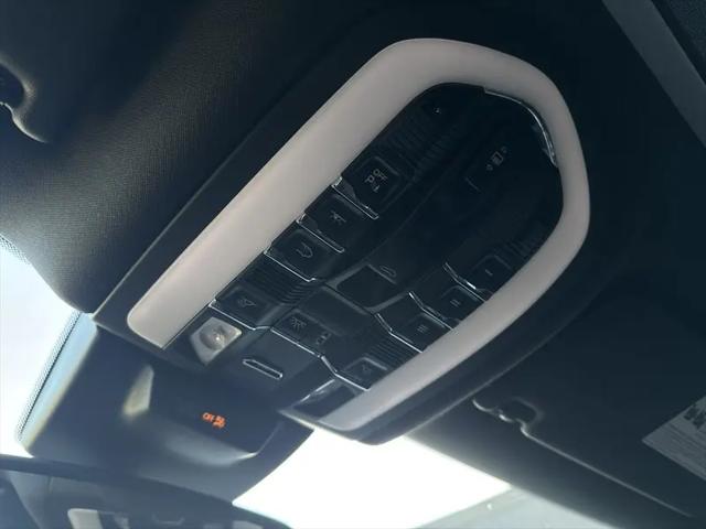 2018 Porsche Macan Macan