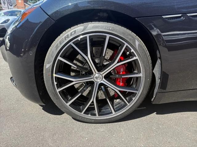 2026 Maserati GranCabrio Standard