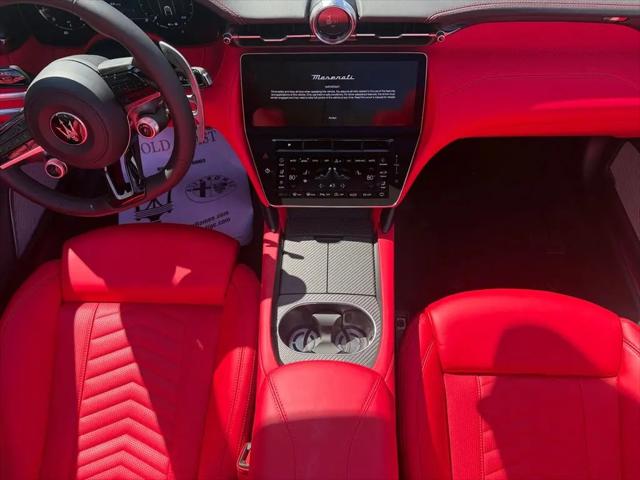 2026 Maserati GranCabrio Standard