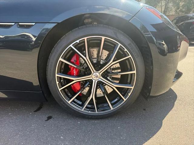 2026 Maserati GranCabrio Standard