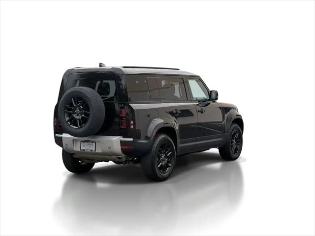 2025 Land Rover Defender 110 P300