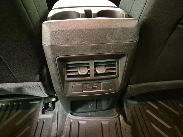 2026 GMC Canyon Elevation, RWD