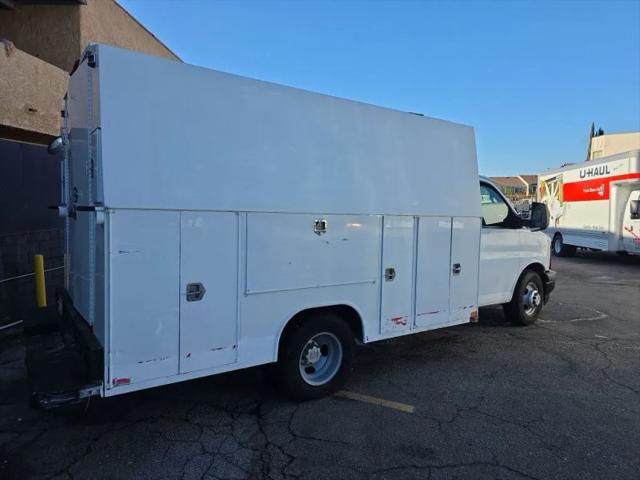 2017 Chevrolet Express Cutaway Work Van