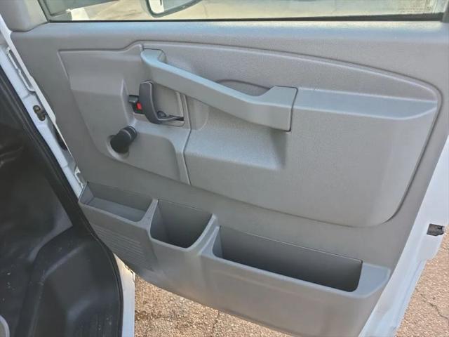 2017 Chevrolet Express Cutaway Work Van