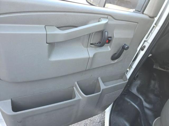 2017 Chevrolet Express Cutaway Work Van