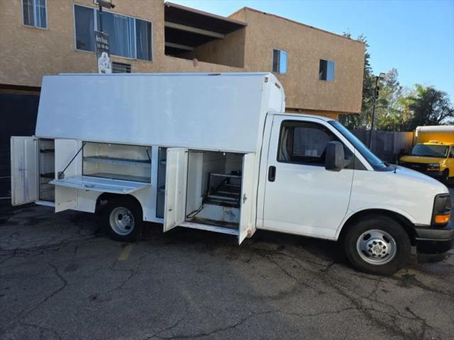 2017 Chevrolet Express Cutaway Work Van