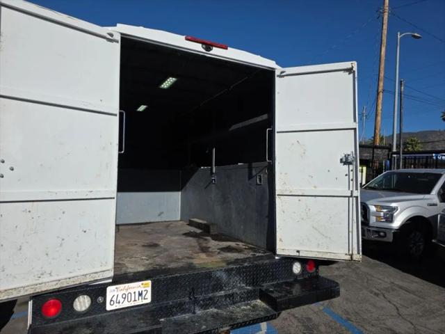 2017 Chevrolet Express Cutaway Work Van