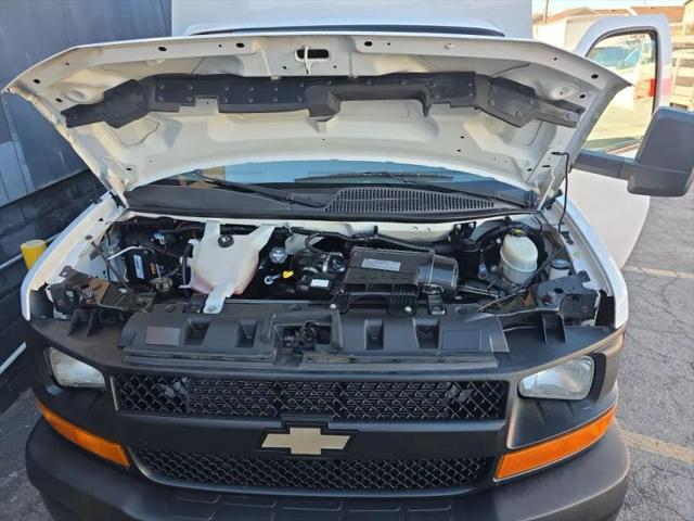 2017 Chevrolet Express Cutaway Work Van