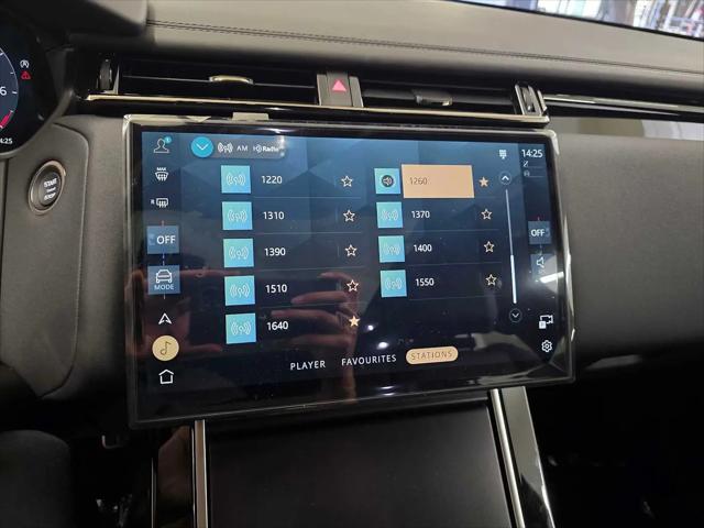2026 Land Rover Range Rover Velar P400 Dynamic SE