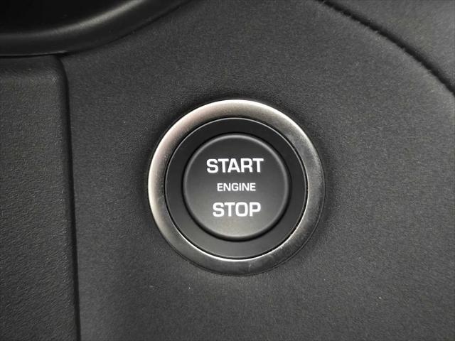 2026 Land Rover Range Rover Velar P400 Dynamic SE
