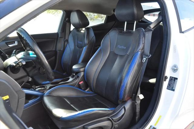 2013 Hyundai Veloster Turbo w/Blue