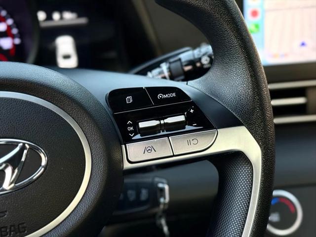 2023 Hyundai Elantra SE