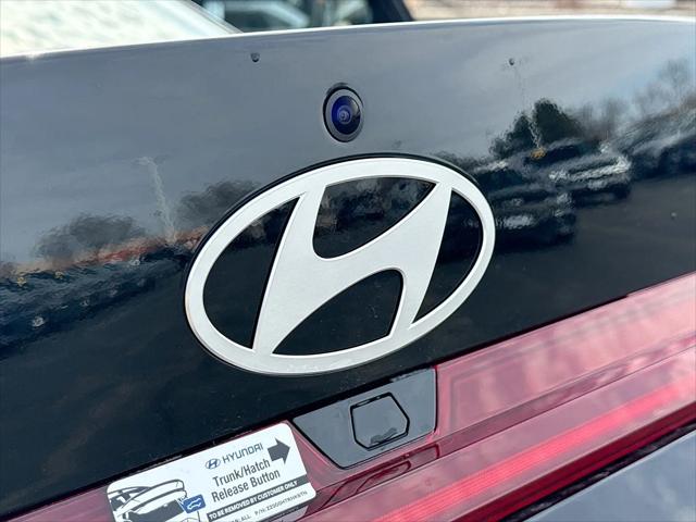 2026 Hyundai Elantra Hybrid Limited