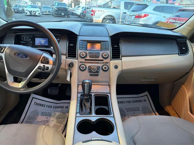 2018 Ford Taurus SE