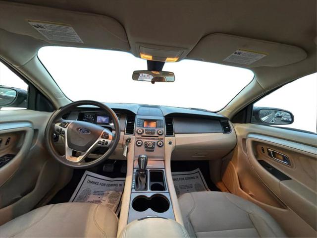 2018 Ford Taurus SE