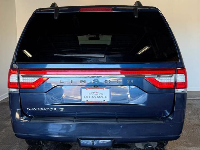 2017 Lincoln Navigator L Select