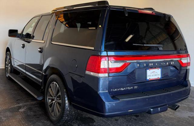 2017 Lincoln Navigator L Select