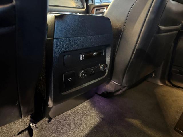 2017 Lincoln Navigator L Select