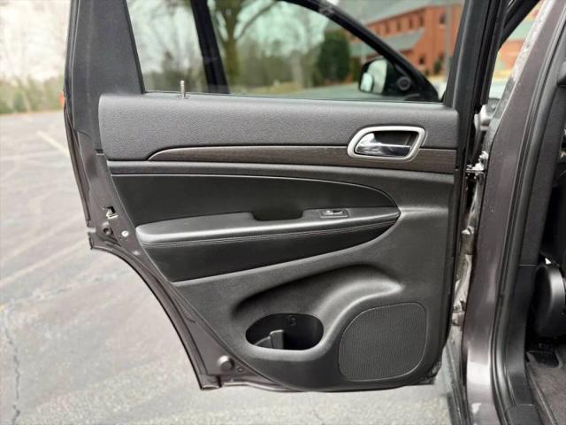 2018 Jeep Grand Cherokee Laredo E 4x2