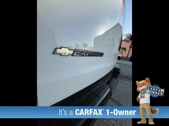 2022 Chevrolet Express Cargo Van RWD 2500 Regular Wheelbase WT