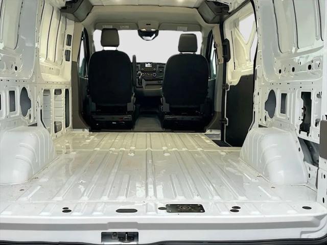 2023 Ford Transit Cargo Van w/RWB