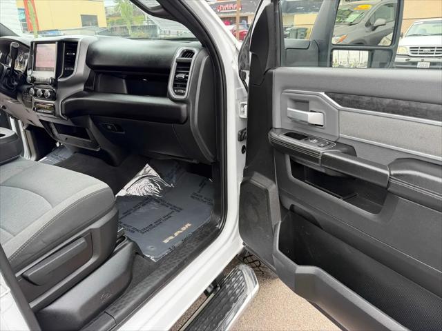 2023 Ram 2500 Big Horn Crew Cab 4x4 8' Box