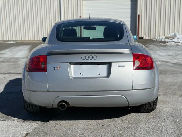 2000 Audi TT Base