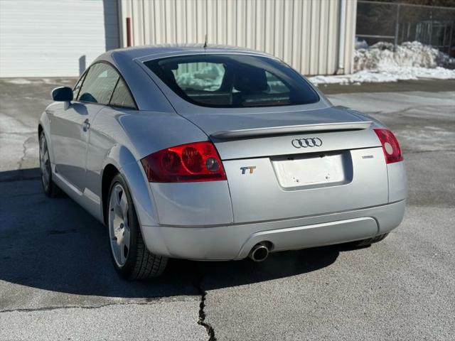 2000 Audi TT Base