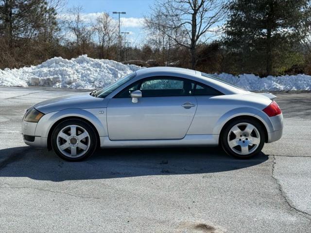 2000 Audi TT Base