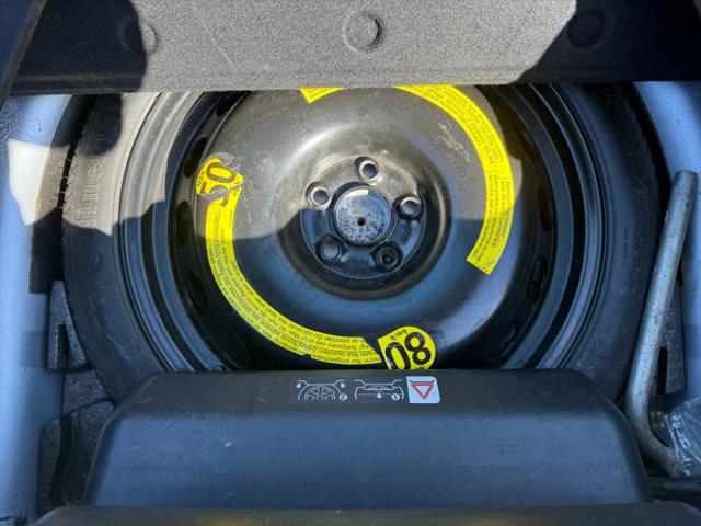 2000 Audi TT Base