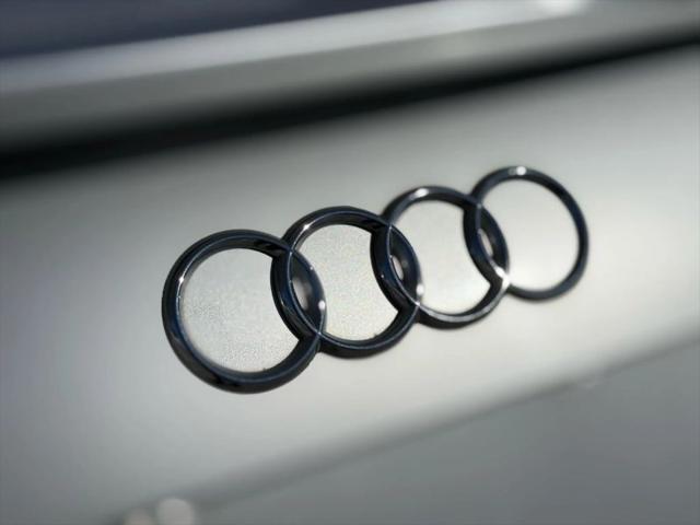 2000 Audi TT Base