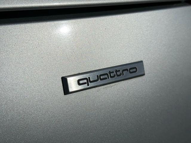 2000 Audi TT Base