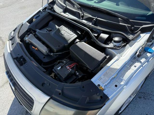2000 Audi TT Base