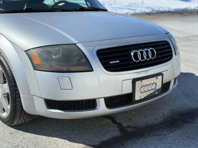 2000 Audi TT Base