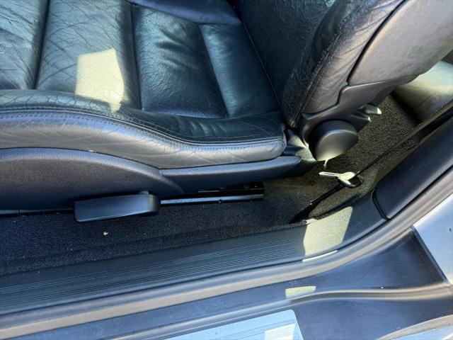 2000 Audi TT Base
