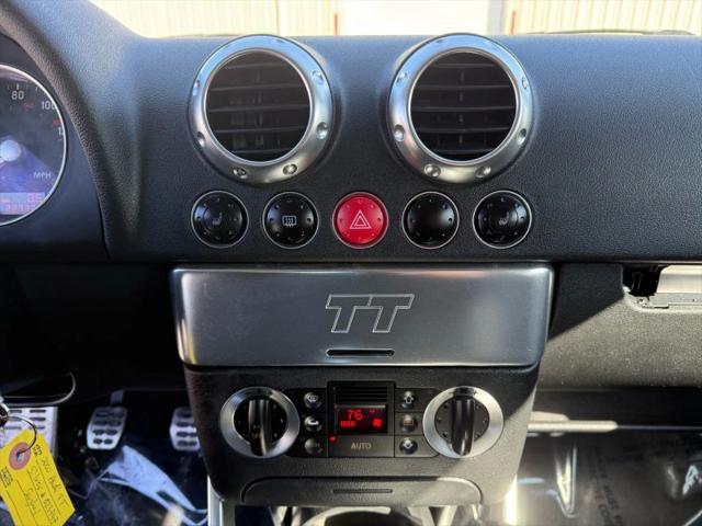 2000 Audi TT Base
