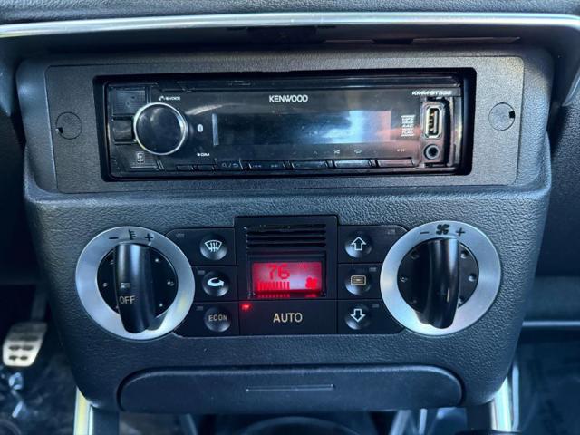 2000 Audi TT Base