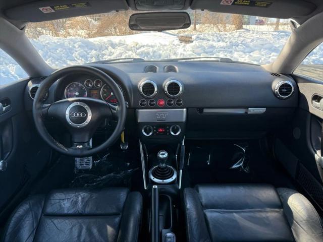 2000 Audi TT Base