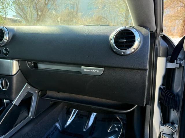 2000 Audi TT Base