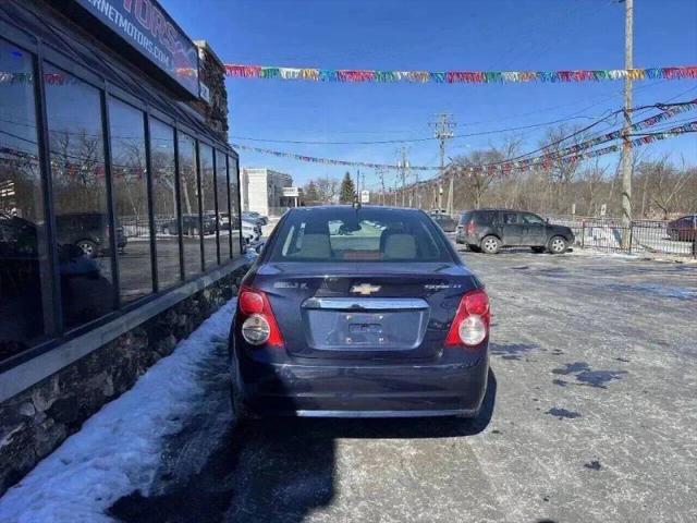 2016 Chevrolet Sonic LT Auto
