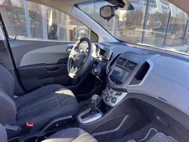 2016 Chevrolet Sonic LT Auto