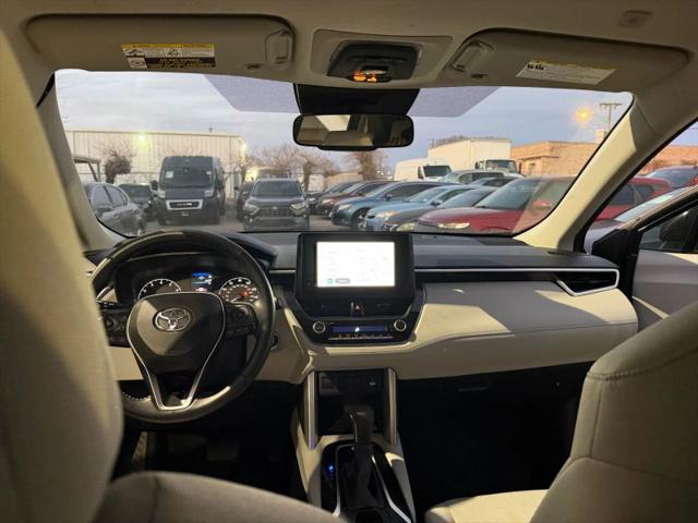 2023 Toyota Corolla Cross LE
