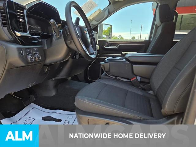 2025 Chevrolet Silverado 2500HD 4WD Crew Cab Standard Bed LT