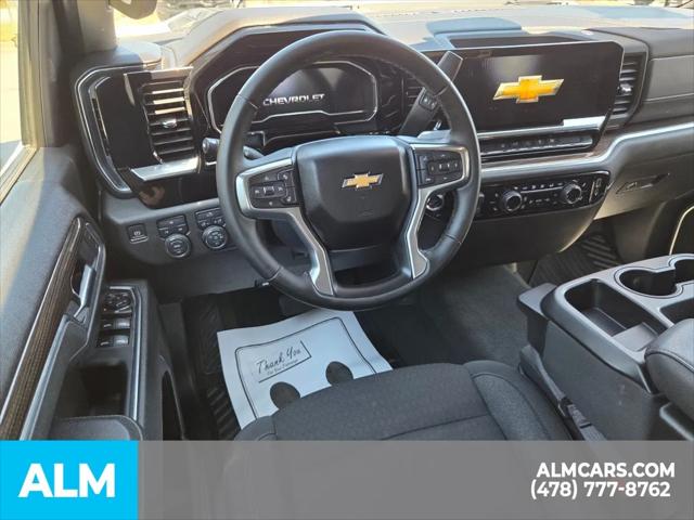 2025 Chevrolet Silverado 2500HD 4WD Crew Cab Standard Bed LT