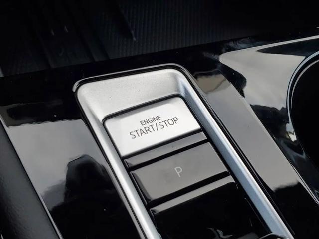 2026 Volkswagen Atlas Cross Sport SE with Technology